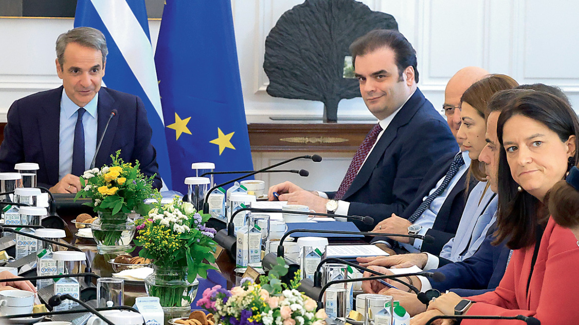 Μέτρα ανάκτησης της «χαμένης ψήφου» για ελεύθερους επαγγελματίες, αγρότες, συνταξιούχους, ιδιωτικούς υπαλλήλους στη ΔΕΘ