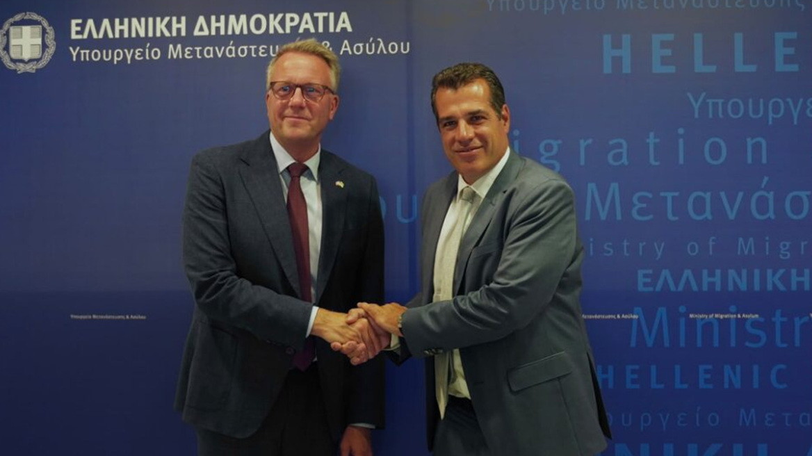 Συνάντηση Πλεύρη με τον Δανό υπουργό Μετανάστευσης, στο επίκεντρο τα Return Hubs
