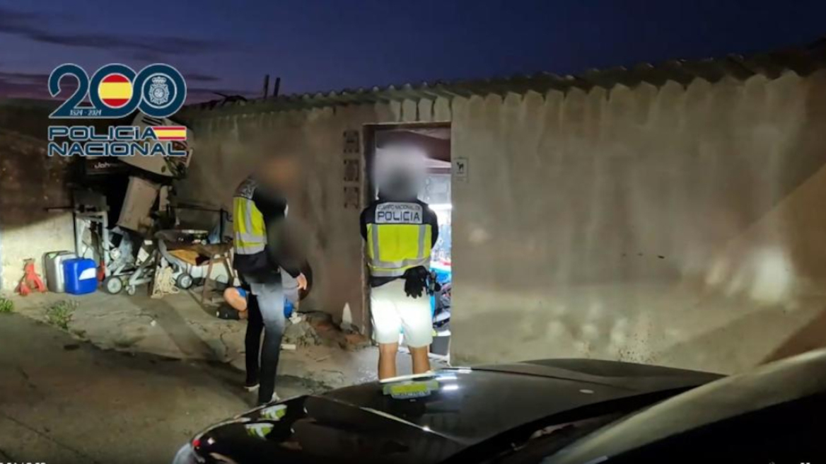 «Μπλόκο» σε 1,4 τόνους κοκαΐνης στην Ισπανία, συνελήφθη ο αρχηγός της συμμορίας των «Fanchos»
