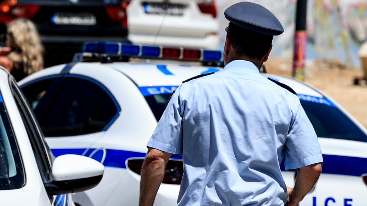 Μέσα από τη φυλακή έδωσαν την εντολή για τη βόμβα σε βίλα επιχειρηματία στη Λευκάδα - Το βαρύ ποινικό παρελθόν των δραστών
