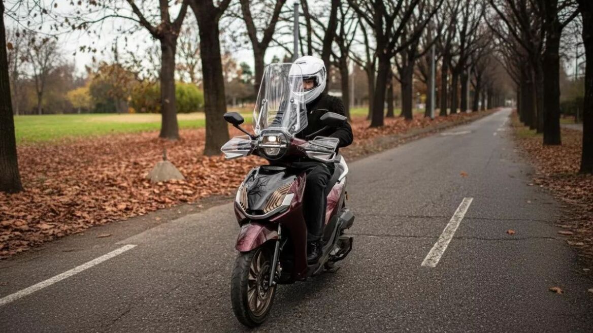 Στην Ελλάδα το νέο premium 200άρι scooter - Πόσο κοστίζει;