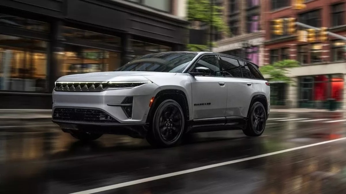 Η μεγάλη αντεπίθεση της Jeep