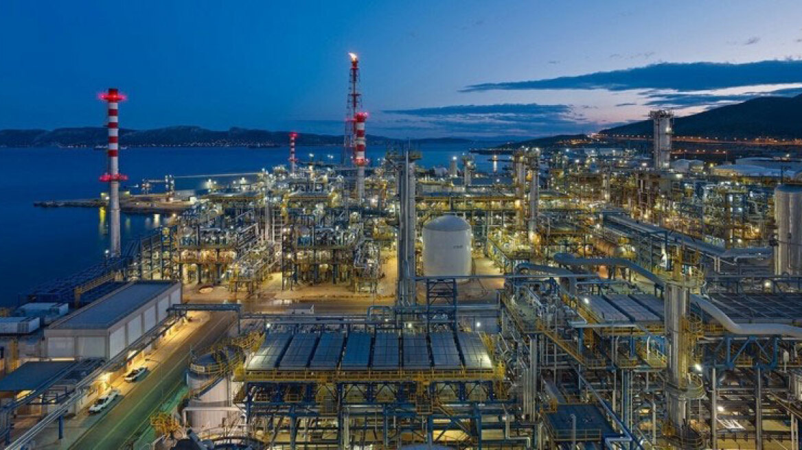 HELLENiQ ENERGY: Παρατείνεται και τον Σεπτέμβριο η έκτακτη έκπτωση σε Αμόλυβδη Βενζίνη και Πετρέλαιο Κίνησης