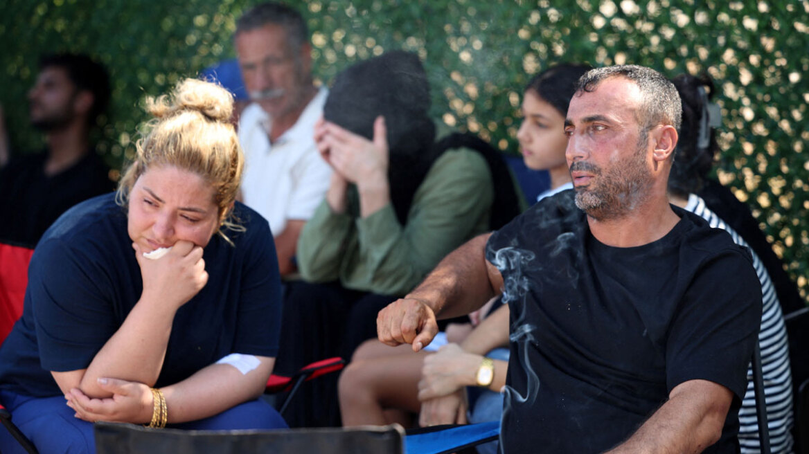 «Γλίστρησε από τα χέρια μου»: Συγκλονίζει η μαρτυρία μητέρας που έχασε τα δύο παιδιά της στο ναυάγιο της Κερύνειας