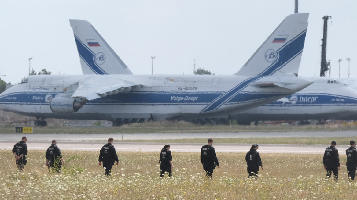 Η Ρωσία είναι υπεύθυνη για την υβριδική επίθεση στο αεροδρόμιο της Λειψίας λέει η Γερμανία, κλείνει το ρωσικό προξενείο στη Βόννη
