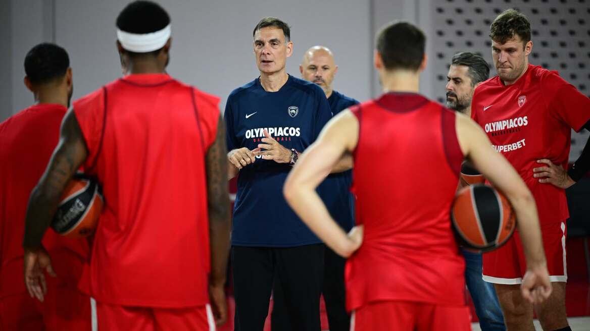 Μπαρτζώκας: «Η προετοιμασία μικραίνει, αλλά οι υποχρεώσεις αυξάνονται», βίντεο