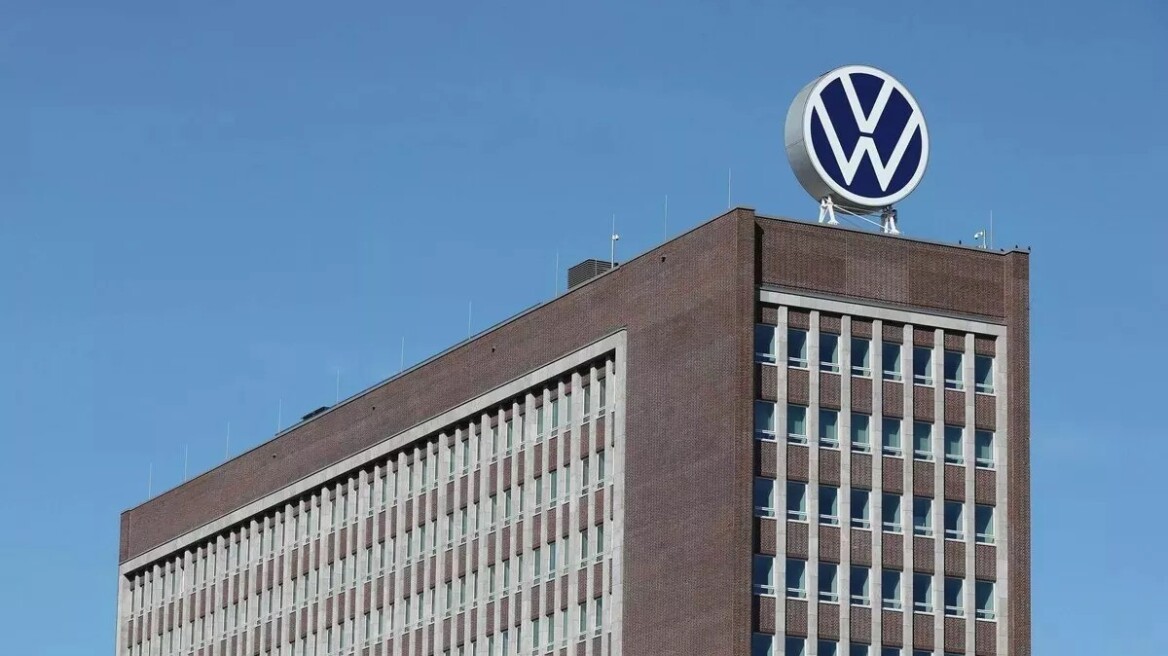 Η VW σκέφτεται να λάβει ακόμα πιο δραστικά μέτρα για να βγει από την κρίση