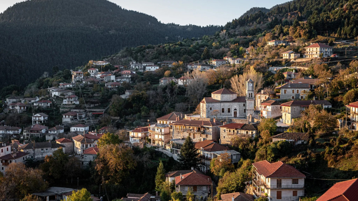 5 υπέροχες διαδρομές με αυτοκίνητο στην Πελοπόννησο, μέσα στη Φύση