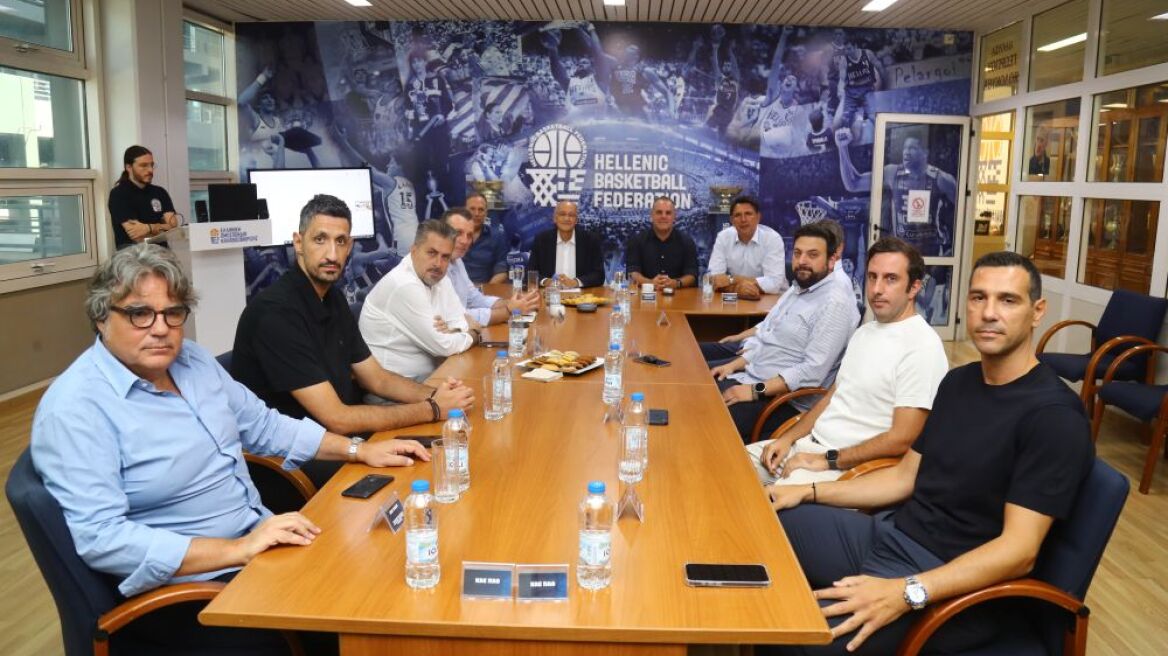 Stoiximan GBL: Η επαναστατική πρόταση της ΕΟΚ στις ομάδες για τους ορισμούς των διαιτητών