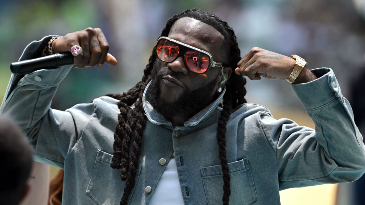 Ο Burna Boy θα τραγουδήσει στο ημίχρονο του αγώνα της NFL στο Παρίσι