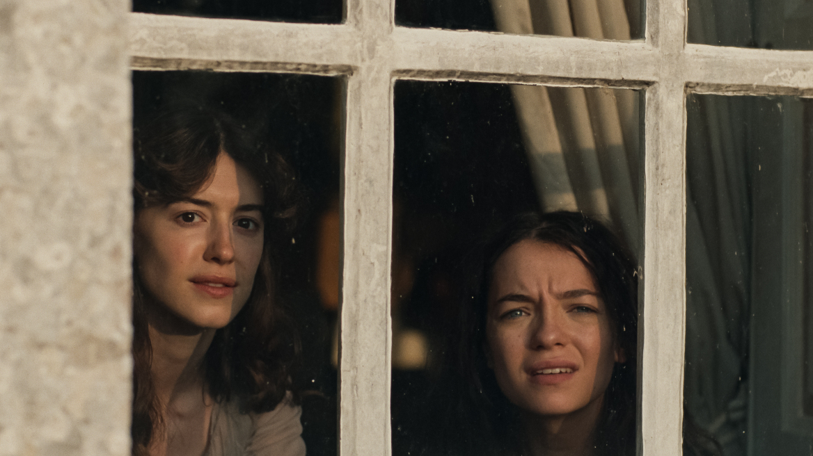 Είδαμε το «Λογική και Ευαισθησία»: Η Jane Austen επιστρέφει στο σινεμά με το βλέμμα στο σήμερα
