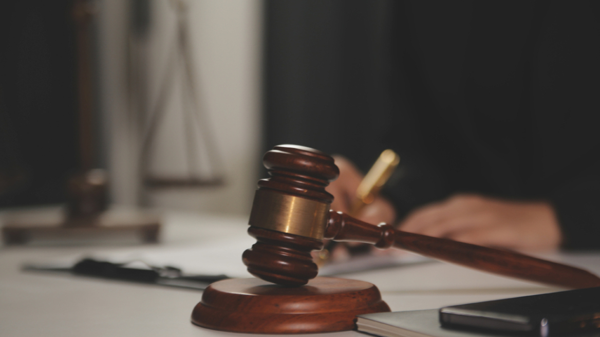 Σε νέα δίκη ο γιατρός που καταδικάστηκε για τον θάνατο της 14χρονης από την Επανομή  