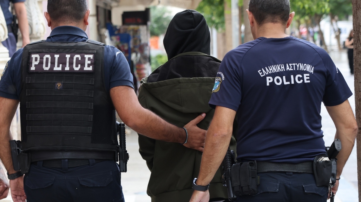 Την Τρίτη η απολογία του 40χρονου στο Ηράκλειο που κατηγορείται για πορνογραφία ανηλίκων και προσβολή γενετήσιας αξιοπρέπειας