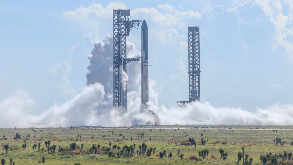 Η SpaceX έτοιμη να στείλει για πρώτη φορά σε τροχιά το γιγαντιαίο Starship, γιατί η πτήση είναι κρίσιμη για την επιστροφή στη Σελήνη