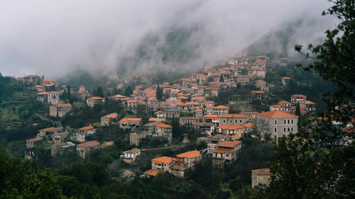 5 πέτρινα χωριά της Ελλάδας για τα Σαββατοκύριακα του φθινοπώρου