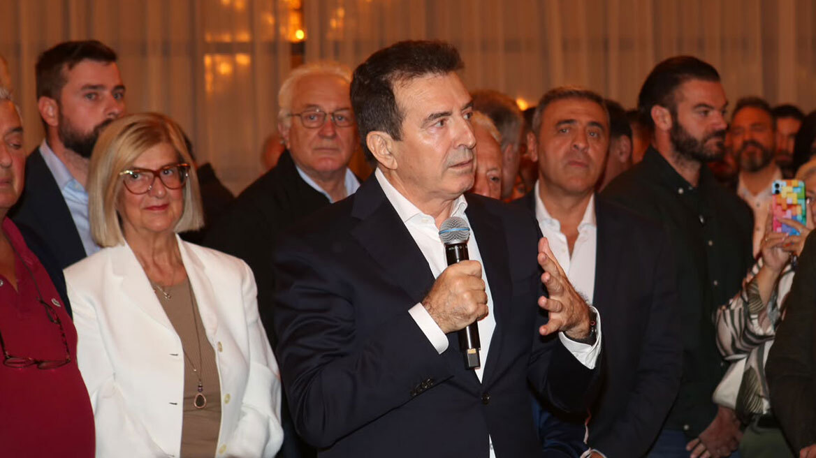 Ανοιχτή εκδήλωση Χρυσοχοΐδη με τους πολίτες στο Περιστέρι