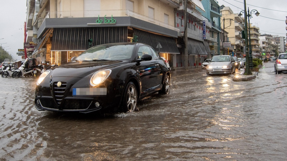 Κόκκινος συναγερμός για πλημμύρες από σήμερα στην Κρήτη, 112 για αποφυγή μετακινήσεων σε χωριά του Ρεθύμνου - Απαγορευτικό απόπλου από Ραφήνα, Λαύριο