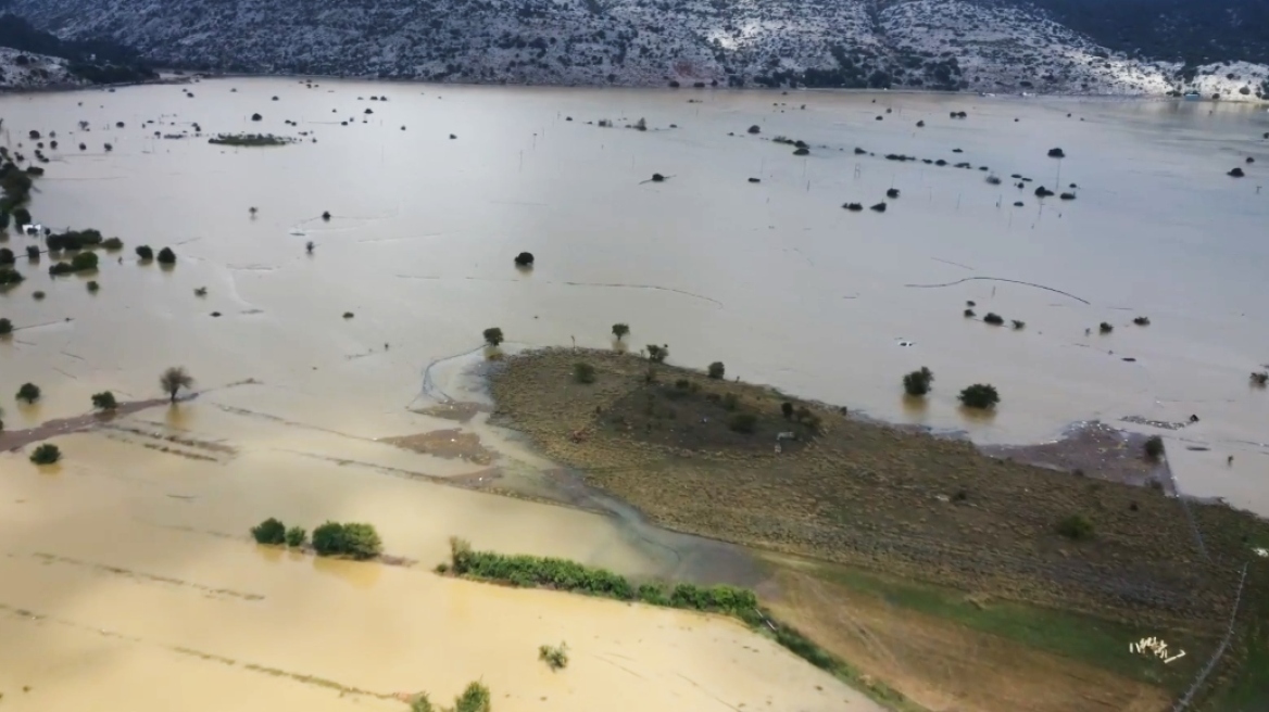 Νέες εικόνες από την βιβλική καταστροφή στο Οροπέδιο Λασιθίου, «η ζημιά θα μας ακολουθεί για 5 χρόνια», λένε οι κάτοικοι