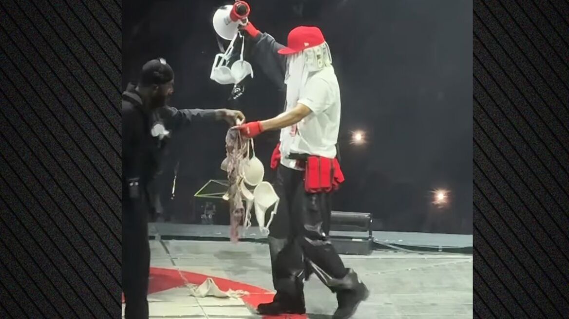 Ο ASAP Rocky έδωσε την πρώτη του συναυλία στην Ελλάδα: Η θεαματική είσοδος με ελικόπτερο στο Telekom Center και τα γυναικεία εσώρουχα