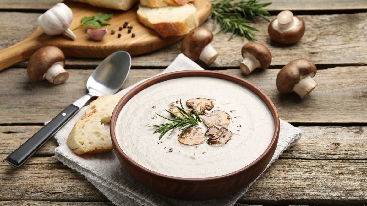 5 λαχταριστές σούπες που δίνουν γεύση και ζεστασιά στο φθινόπωρο
