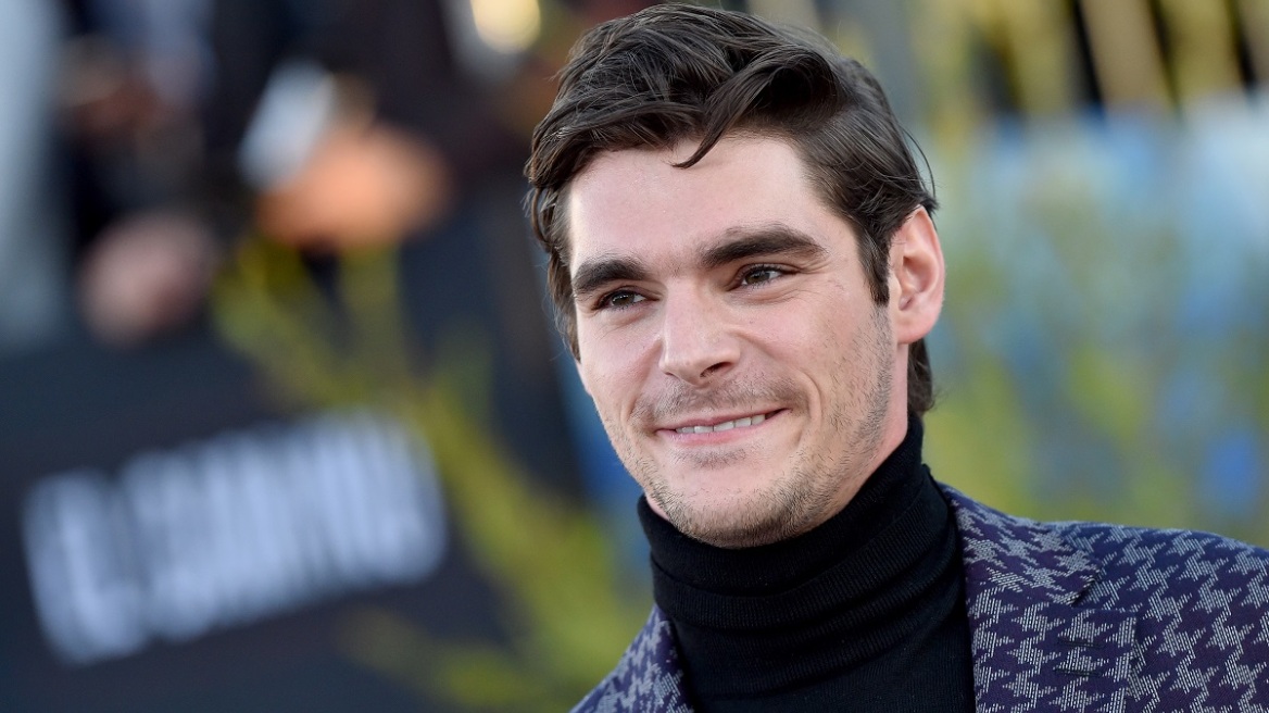RJ Mitte: «Διαγνώστηκα με εγκεφαλική παράλυση σε ηλικία τριών ετών»
