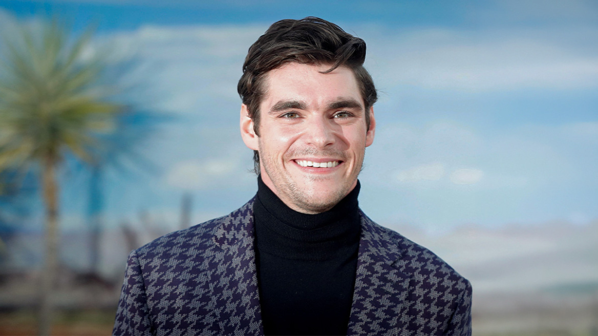 Το τελευταίο αντίο στον RJ Mitte σε δημόσια τελετή: «Κάθε κομμάτι του εαυτού μου είναι εκείνος», είπε η αδελφή του