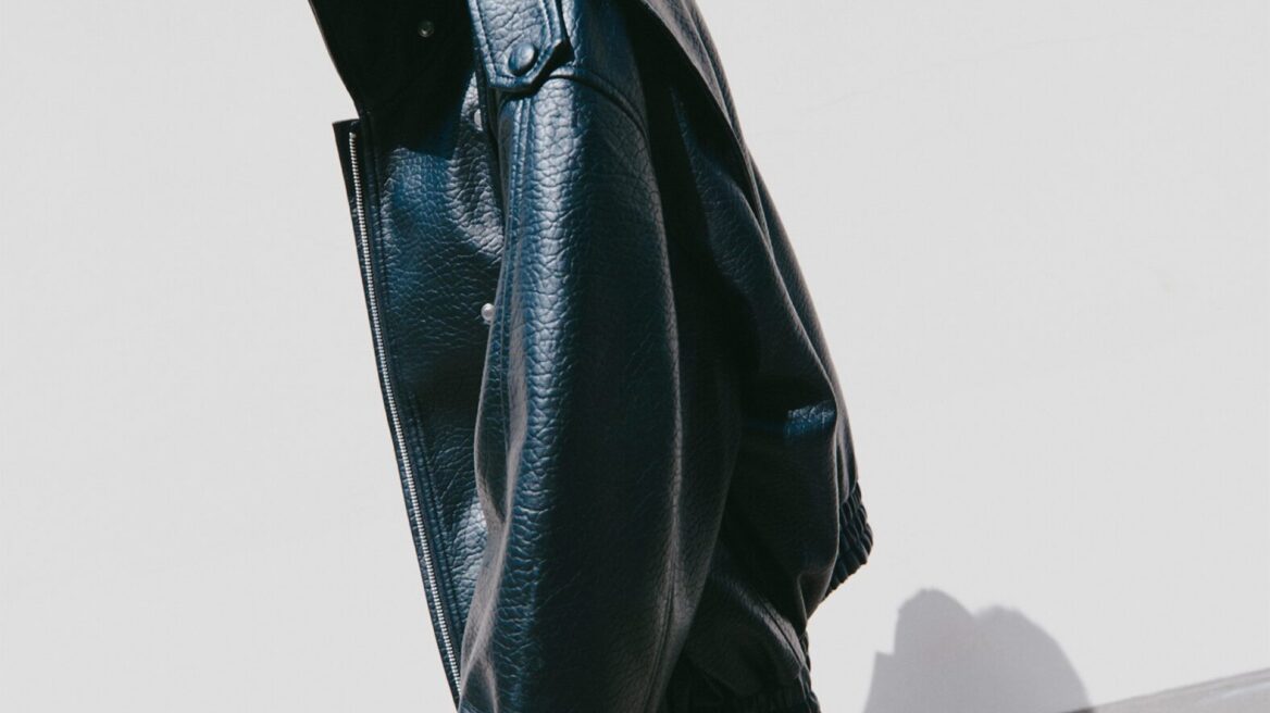 Το jacket είναι το νέο statement piece: Οι τάσεις που θα βλέπουμε παντού φέτος

