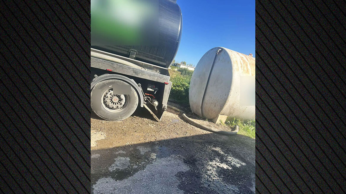 Συνελήφθη οδηγός βυτιοφόρου που άδειαζε λύματα σε οικόπεδο στα Σπάτα
