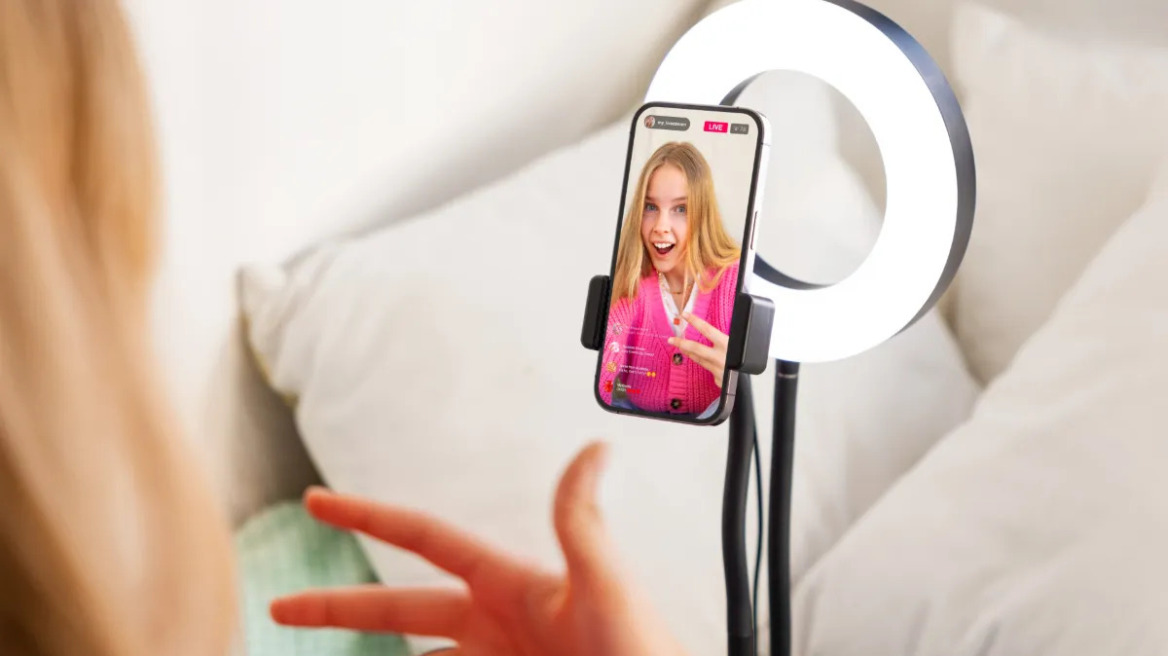 GenZ: Εθισμένος στο TikTok 1 στους 2 Έλληνες κάτω των 30 – Ελληνική μελέτη
