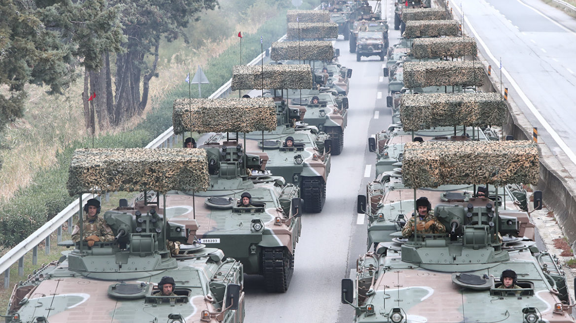 Με Leopard, drones και νέα οπλικά συστήματα η πρόβα για την παρέλαση στη Θεσσαλονίκη, δείτε φωτογραφίες και βίντεο