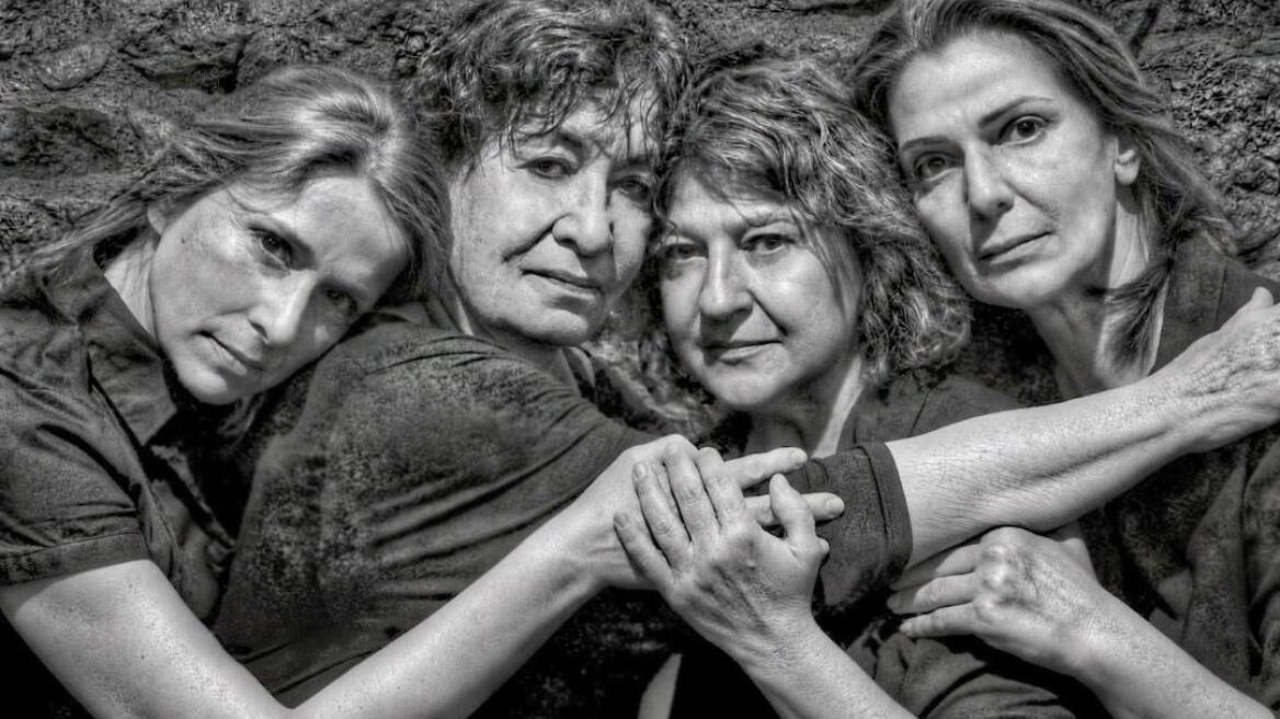 «Μακρόνησος»: Η ιστορία των εξόριστων γυναικών του Εμφυλίου στο θέατρο Εν Αθήναις
