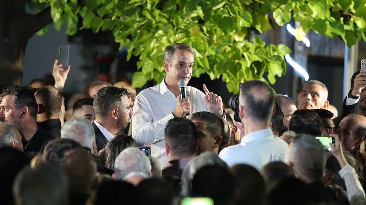 Μητσοτάκης από Βριλήσσια: Η αυτοδυναμία είναι πολιτικός μονόδρομος - Η Pizza Fan είναι τα «μεγάλα ψάρια» και αυτά μας ενδιαφέρουν