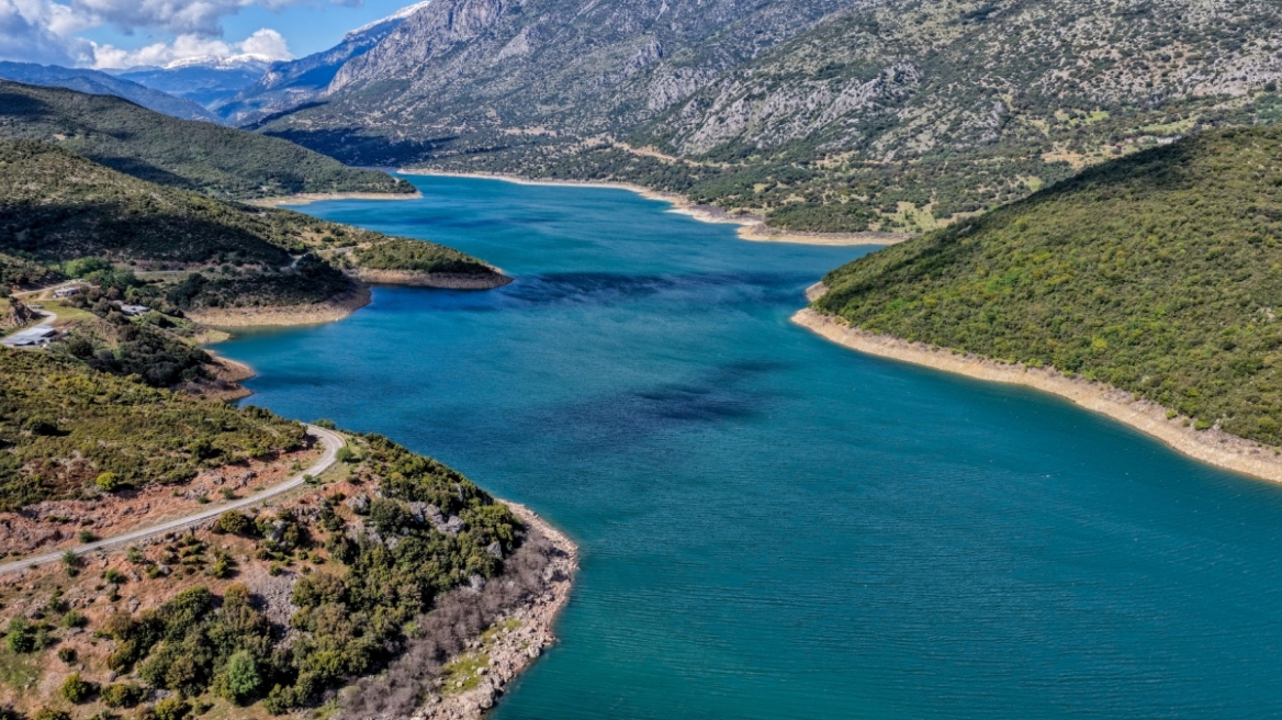 Με αυξημένα αποθέματα νερού μπαίνει η Αττική στον χειμώνα: Η εικόνα στους τέσσερις ταμιευτήρες και το στοίχημα των επόμενων μηνών