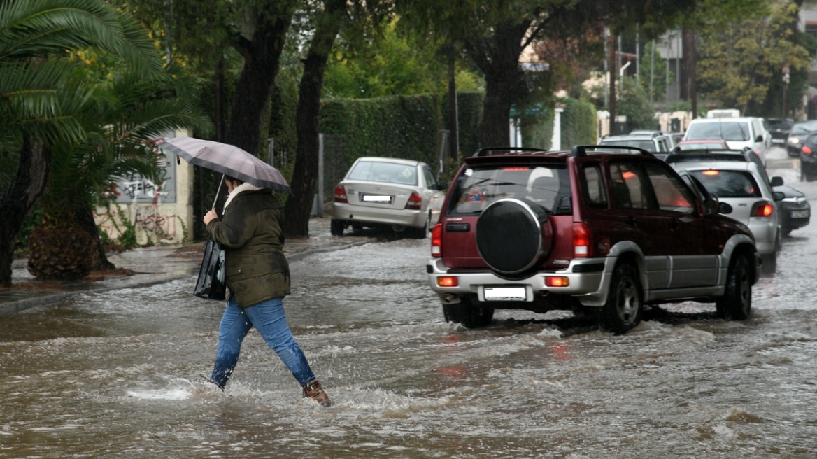 Πού θα είναι πιο έντονα τα καιρικά φαινόμενα τις επόμενες ώρες, οι 8 περιοχές με τα μεγαλύτερα ύψη βροχής σήμερα