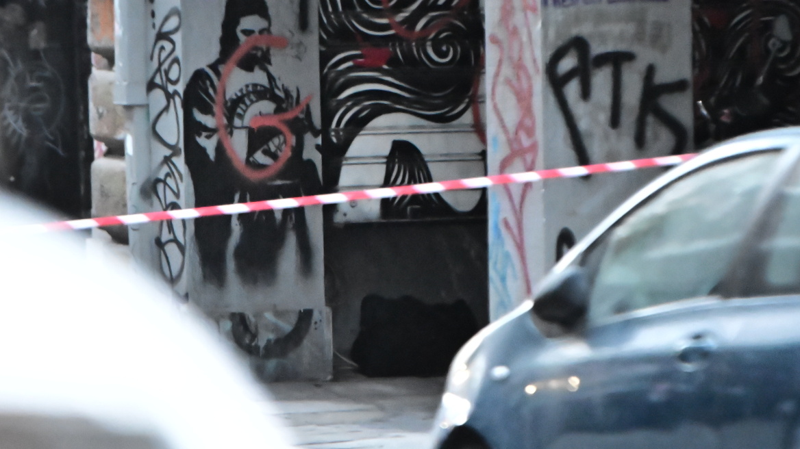 Λήξη συναγερμού στα Εξάρχεια για την ύποπτη τσάντα, ανοίγουν οι δρόμοι