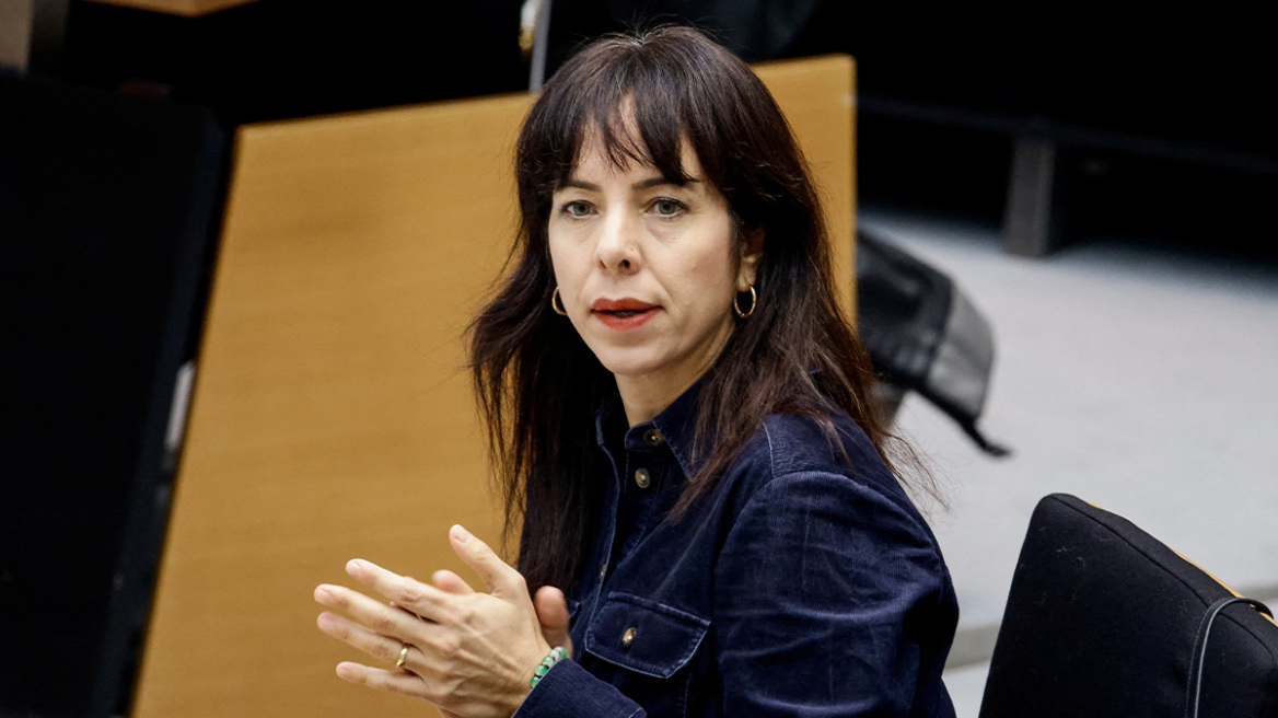 «Φοβάμαι για την οικογένειά μου»: Η αριστερή υποψήφια κυβερνήτης του Βερολίνου αποκάλυψε κατά λάθος τις σχέσεις μελών του Die Linke με το οργανωμένο έγκλημα