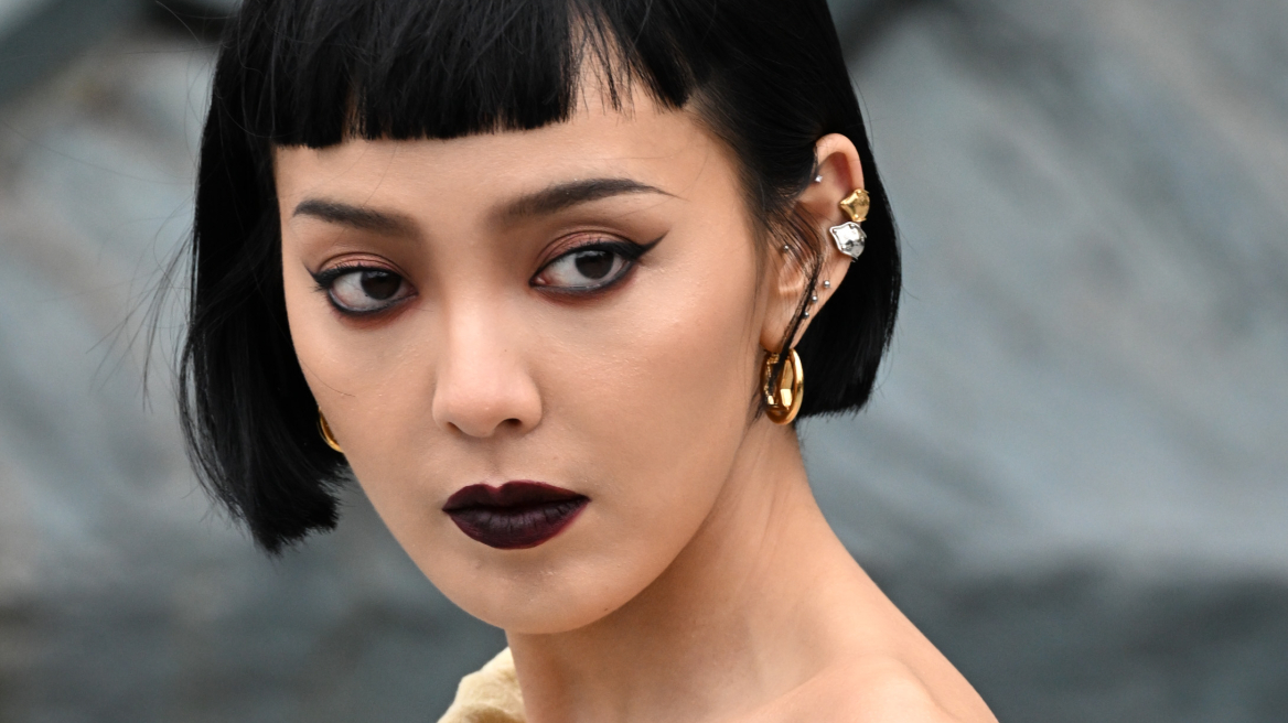 Baby Bangs: Οι αφέλειες πρωταγωνιστούν στο πιο cool κούρεμα της σεζόν

