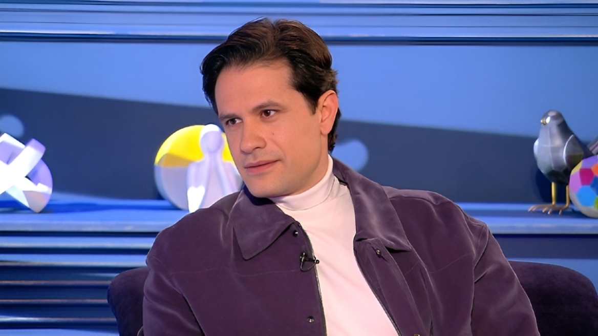 Ορφέας Αυγουστίδης για τη γνωριμία με τη σύζυγό του: Τη δεύτερη μέρα που τη συνάντησα της ζήτησα συγγνώμη που την κοιτούσα και πήρα το τηλέφωνό της