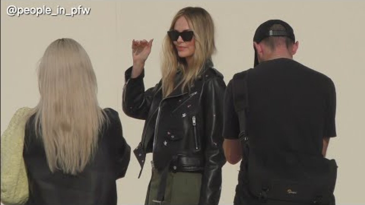 Charlize Theron - Dior SS26 fashion show in Paris - 01.10.2025