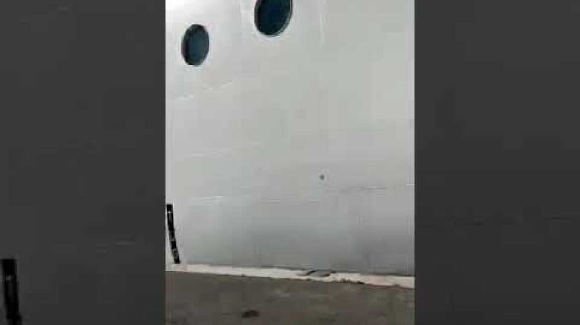 Venice, accident in the Giudecca canal: cruise ship hits tourist boat.