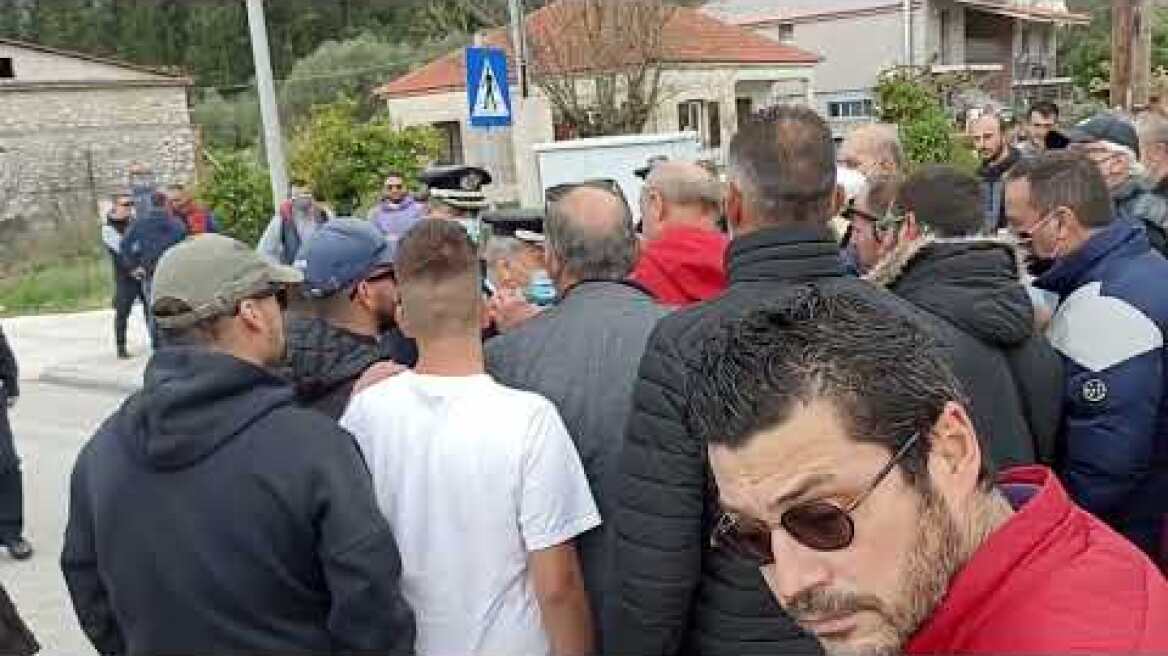 Εύηνος: Κλείσιμο της Ιόνιας Οδού από οργισμένους κατοίκους