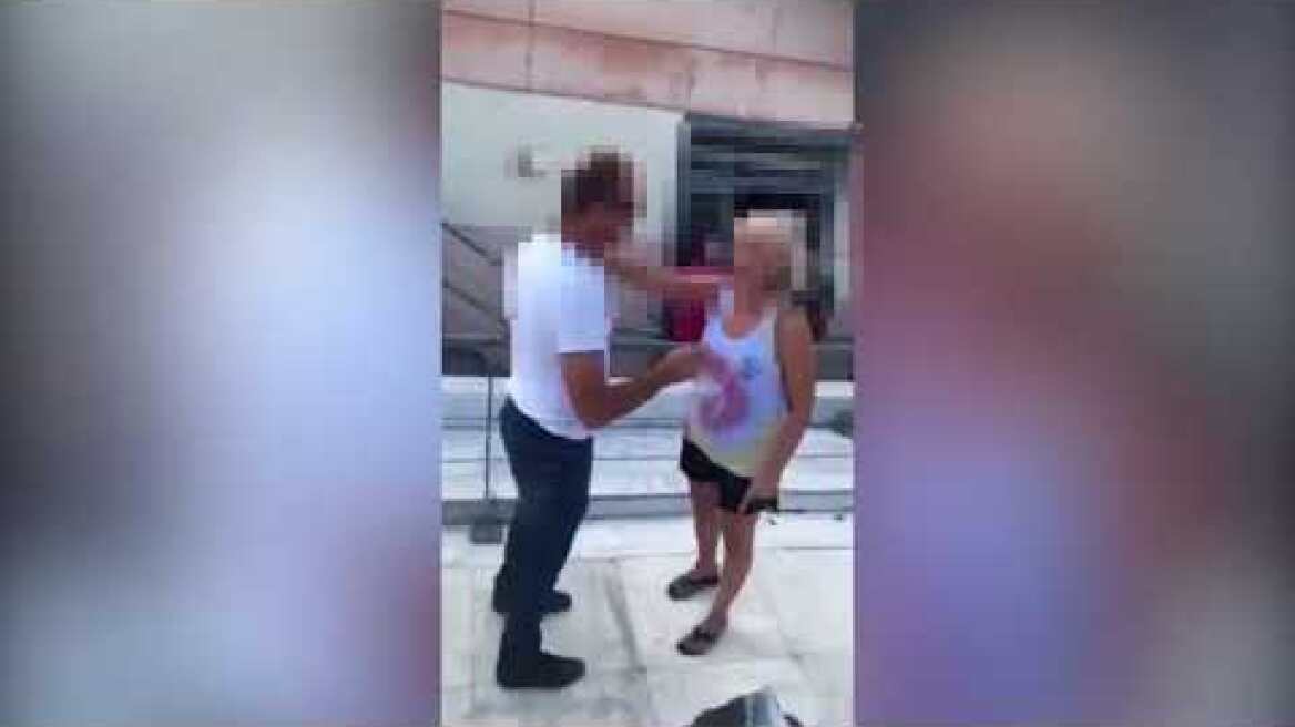 Αγανακτισμένοι κάτοικοι επιτέθηκαν στον αντιδήμαρχο Πολιτικής Προστασίας του Μαραθώνα!