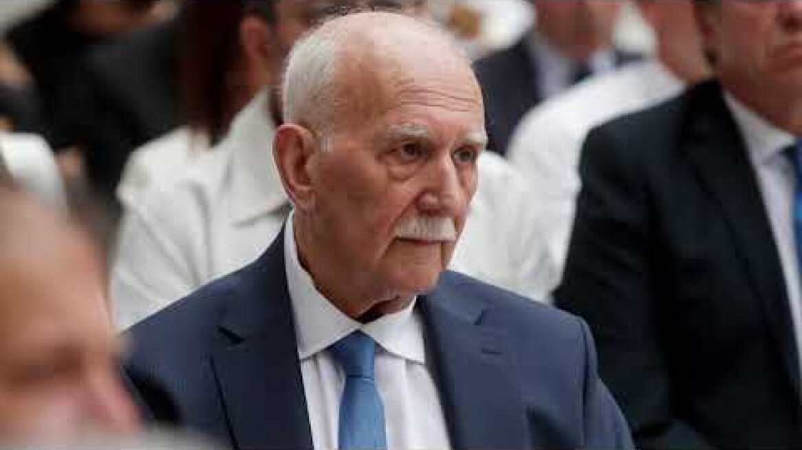 Το τελευταίο αντίο στον Γιώργο Παπαδάκη: Ο επικήδειος του Στρατή Λιαρέλη