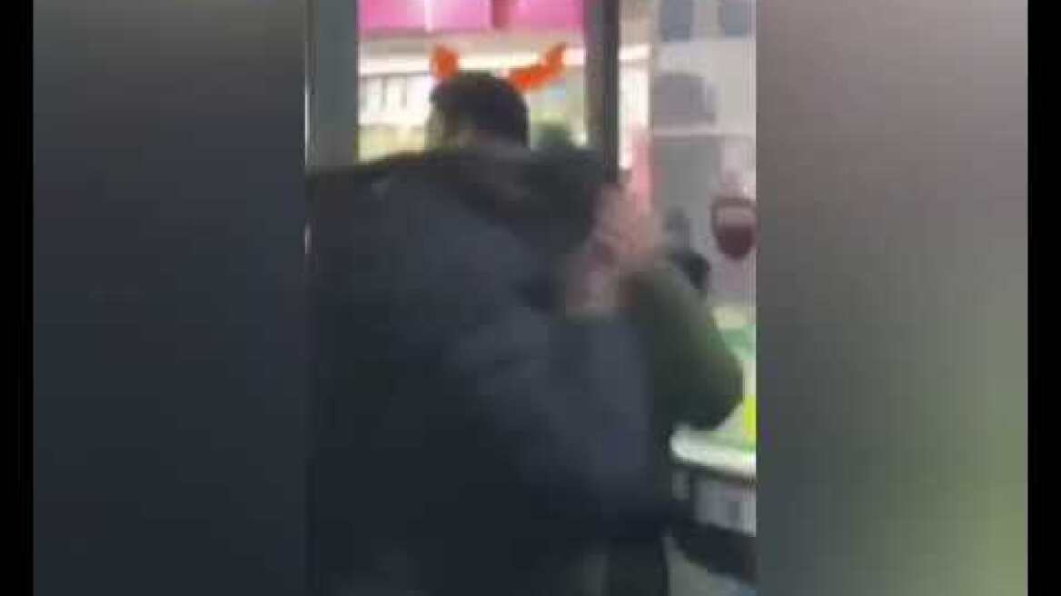 Woman launches shocking attack on fellow shopper not wearing a mask