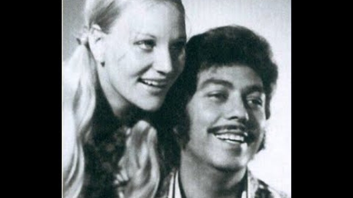 Αγαπάω την Αννούλα - Μανώλης Αγγελόπουλος