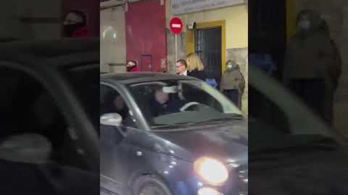 Νικόλαος Ντε Γκρες και Χρυσή Βαρδινογιάννη: Γαμήλια Δεξίωση (1)