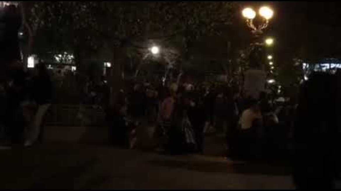 Πάρτυ σε πλατείες