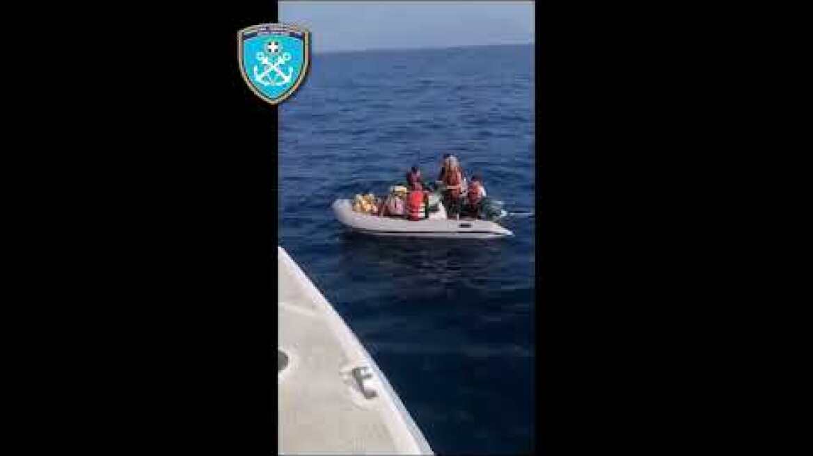Εντοπισμός και διάσωση 11 ατόμων και σύλληψη του διακινητή τους στην  ¨ΑΓΡΙΕΛΙΑ¨ Λέσβου(17-08-2023)