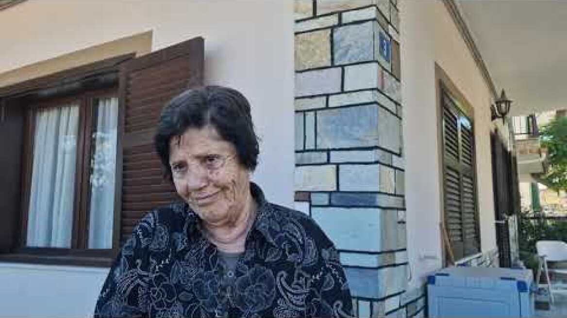 Θεσσαλονίκη: Δεν φοβήθηκα, λέει η "ατρόμητη" γιαγιά που απείλησαν με όπλο και την λήστεψαν (2)