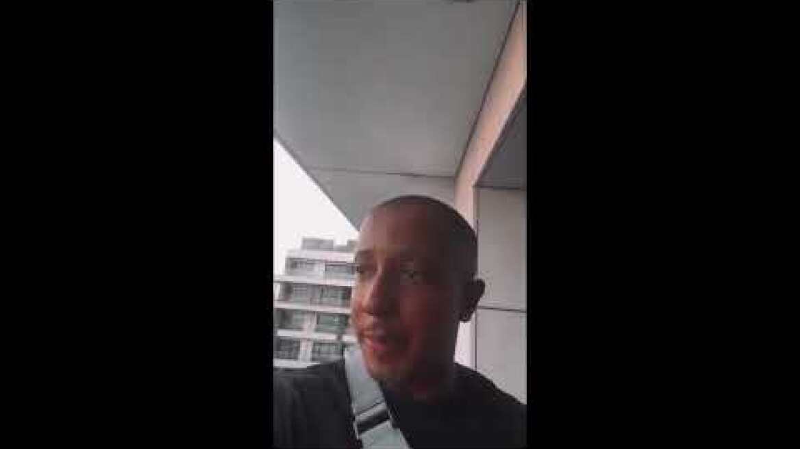 Ξεσπά ο Light κατά παρουσιαστών: «Μείνετε εκεί στα πάνελ, αφήστε τους δρόμους για εμάς»